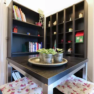 https://hotel-primopiano-vodice.it-lombardy.com