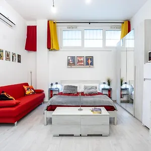 https://metro-sesto-m1-relax-campari-wi-fi-netflix.it-lombardy.com